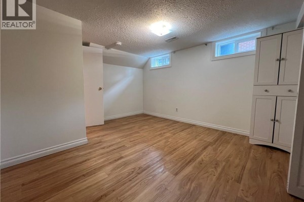 Kitchen - 9 Collingwood Street Unit# Lower, Guelph, ON N1E3R2 Photo 3