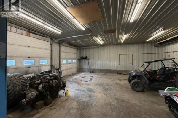 9 Commercial Crescent, Meadow Lake, SK S9X1Z4 Photo 4