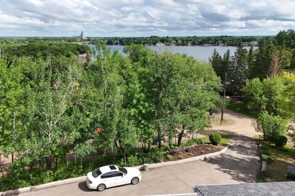 Office - 9 Erin Drive, Killarney, MB R0K1G0 Photo 5