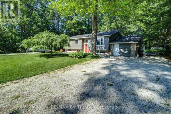 Office - 9 Frederick Drive, Wasaga Beach, ON L9Z1P9 Photo 2