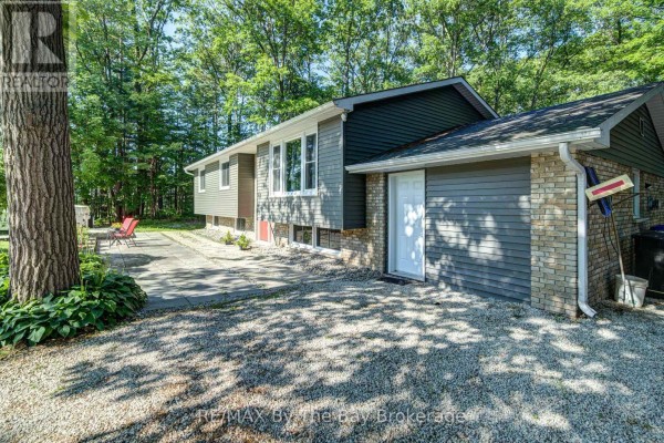Utility room - 9 Frederick Drive, Wasaga Beach, ON L9Z1P9 Photo 3