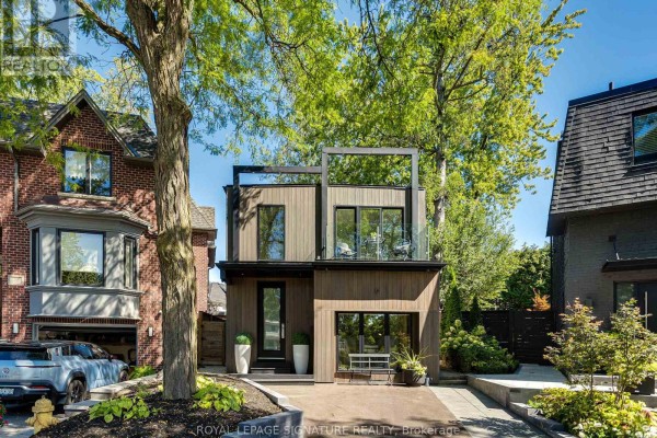 9 Georgian Court, Toronto