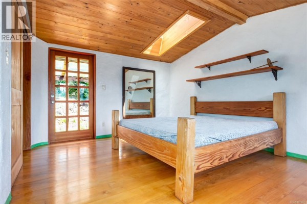 Storage - 9 Grant Rd, Lasqueti Island, BC V0R2J0 Photo 5
