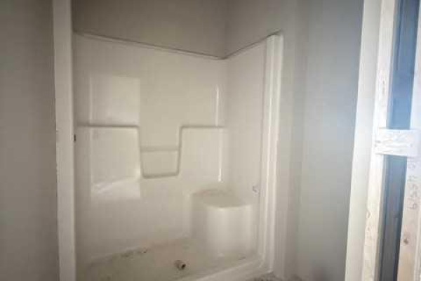 4pc Bathroom - 9 Gray Close, Sylvan Lake, AB T4S0W4 Photo 5