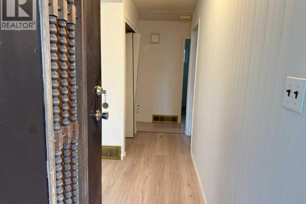 4pc Bathroom - 9 Heather Court, Irvine, AB T0J1V0 Photo 2