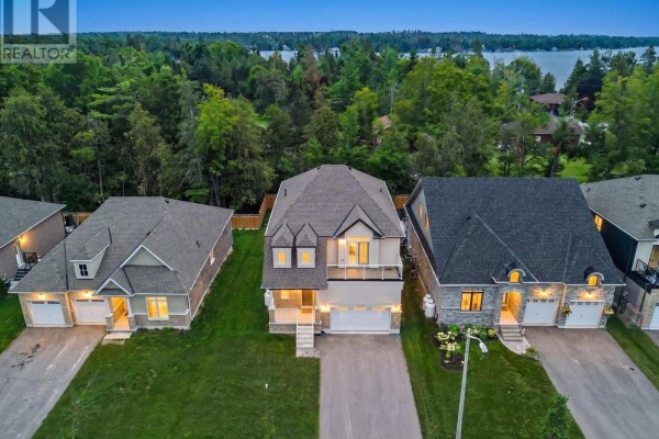Eating area - 9 Hillcroft Way, Kawartha Lakes, ON K0M1A0 Photo 2