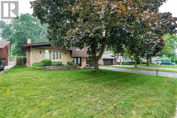9 Hilts Drive, Hamilton, ON, photo 2