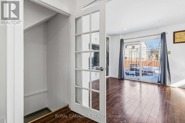 Bedroom 2 - 9 Horatio Court, Brampton, ON L6S1X8 Photo 5