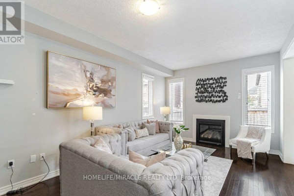 Bedroom 2 - 9 Humberstone Crescent, Brampton, ON L7A4C3 Photo 5