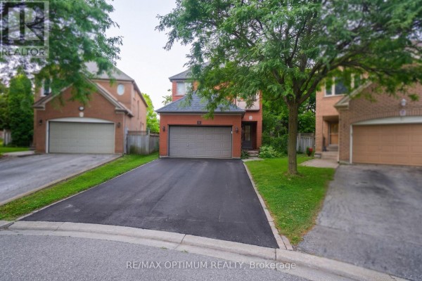 Family room - 9 Inwood Place, Brampton, ON L6R1T2 Photo 3