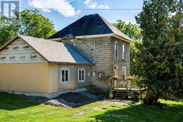 9 James Street, Elizabethtown Kitley, ON K0E1M0 Photo 2