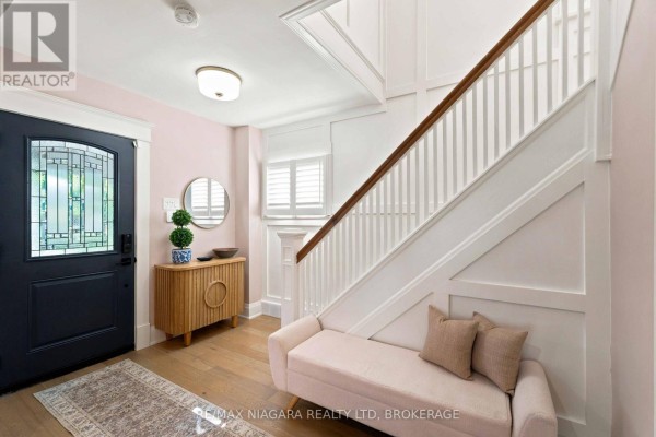 9 Johnston Street, St  Catharines, ON, photo 3