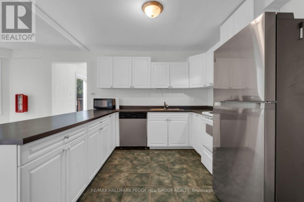 Bedroom - 9 Little Lake Drive, Barrie, ON L4M7B9 Photo 4