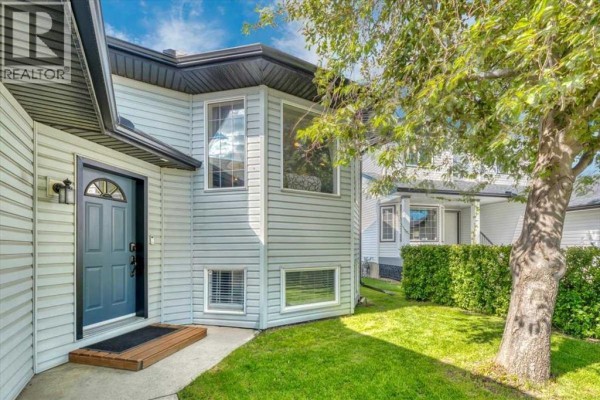 9 Madison Court, Strathmore, AB, photo 3
