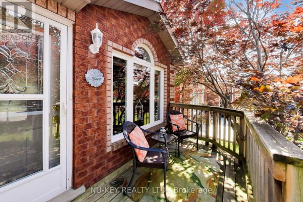 Eating area - 9 Monique Crescent, Barrie, ON L4M6Z3 Photo 4
