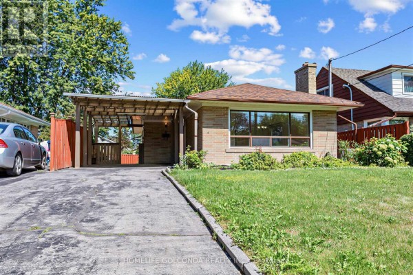9 Moorecroft Crescent, Toronto, ON, photo 2