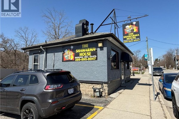 9 N Main Street N, Hamilton, ON, photo 3
