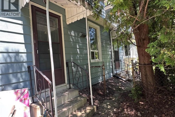 9 Norfolk Street N, Hamilton, ON, photo 3