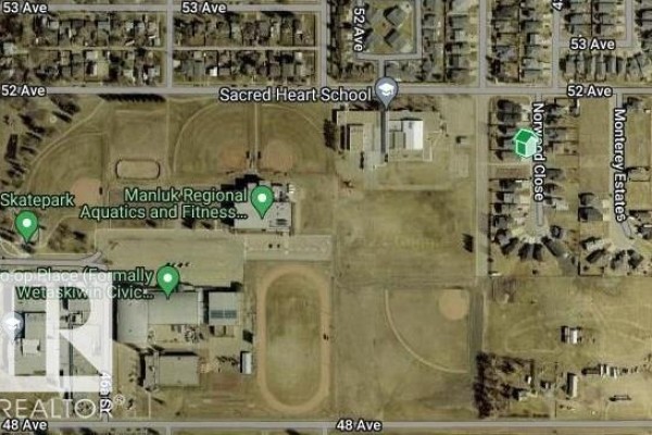 9 Norwood Cl, Wetaskiwin, AB T9A3R5 Photo 2