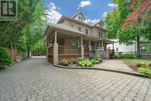 Family room - 9 Pavillion Street, Markham, ON L3R1N8 Photo 5