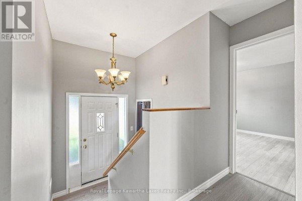 Dining room - 9 Richmond Street W, Kawartha Lakes, ON K0M2B0 Photo 4