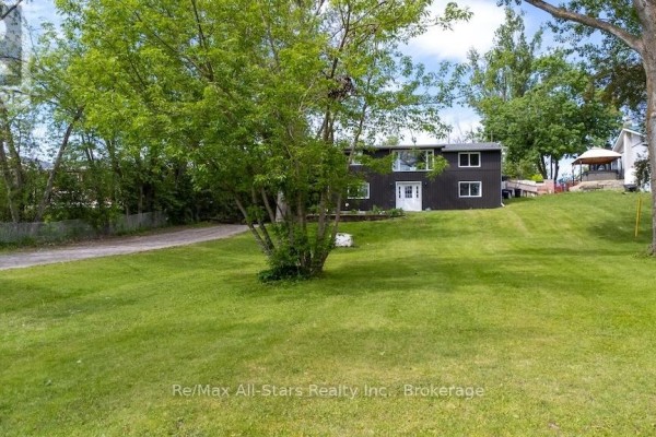 Bathroom - 9 Riverside Drive, Kawartha Lakes, ON K9V0H6 Photo 2