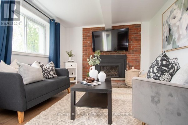 Bedroom 2 - 9 Riverside Drive, Kawartha Lakes, ON K9V0H6 Photo 4
