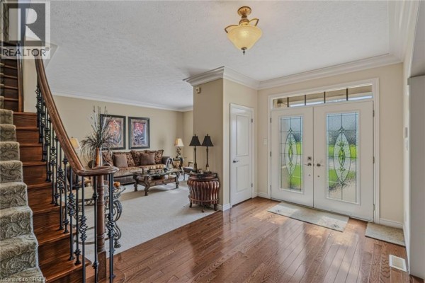 Games room - 9 Rue Chateaux Terrace, Brantford, ON N3T6N7 Photo 4