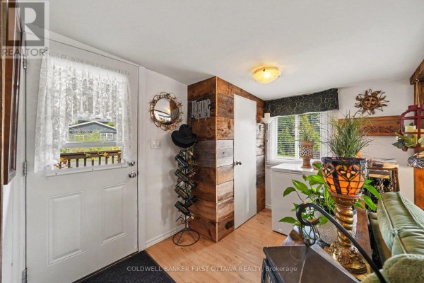 9 Saddle Avenue, Rideau Lakes, ON, photo 3