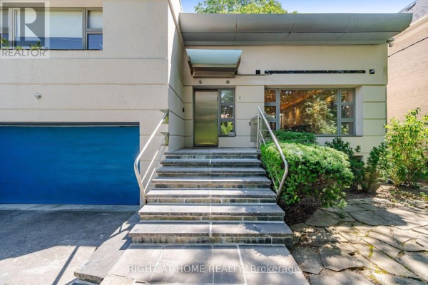 Kitchen - 9 Saguenay Avenue E, Toronto, ON M5N2Y5 Photo 3