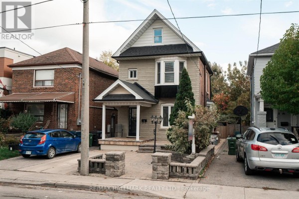 Kitchen - 9 Savoy Avenue, Toronto, ON M4C2X4 Photo 3