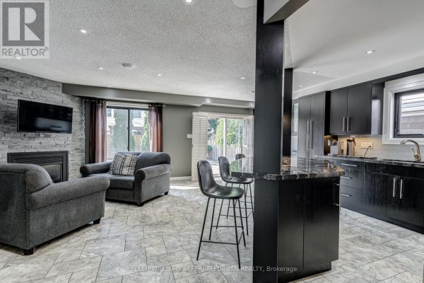 Eating area - 9 Stone Street, Halton Hills, ON L7G5W6 Photo 5