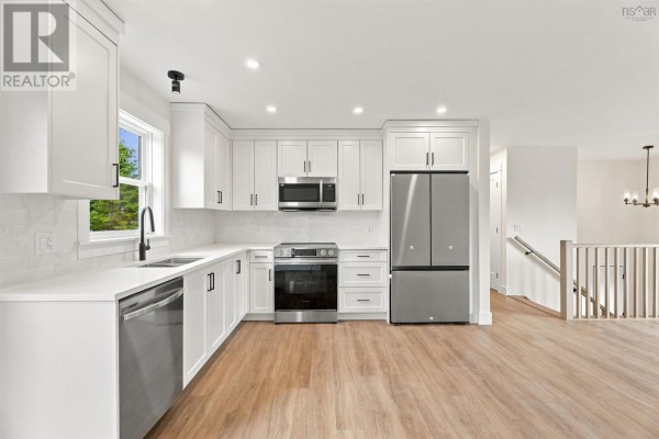 Kitchen - 9 Surf Drive, Whites Lake, NS B3T1W4 Photo 3