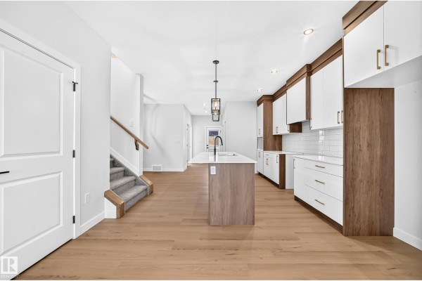 Bedroom 2 - 9 Tilia Pl, Spruce Grove, AB T7X4S9 Photo 5