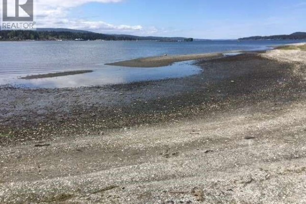 9 Tozer Rd, Fanny Bay, BC V0R1W0 Photo 4