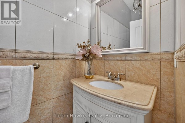 Foyer - 9 Tucson Road, Tiny, ON L9M0B6 Photo 5
