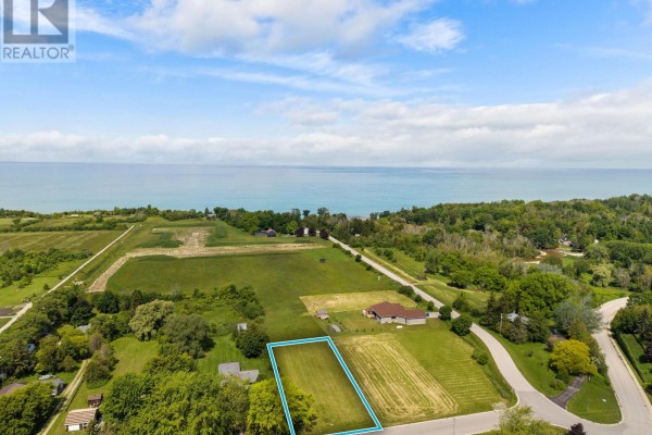 9 Wellington Street S, Ashfield Colborne Wawanosh, ON N7A3X9 Photo 5