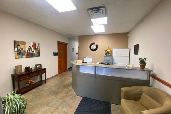 90-130 Broadway Blvd, Sherwood Park, AB, photo 2