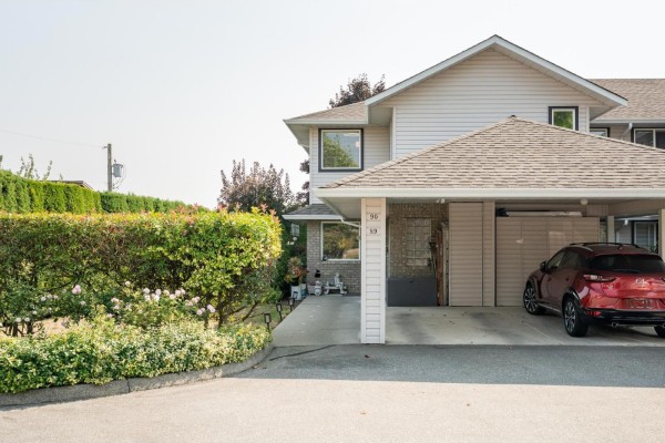 90 15020 66a Avenue, Surrey, BC V3S2A5 Photo 2
