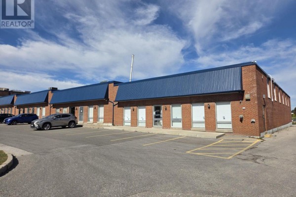 90-92 Martin Ross Avenue, Toronto, ON M3J2L4 Photo 2