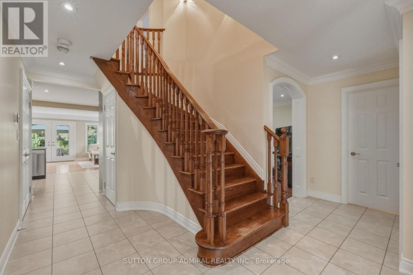 Den - 90 Brillinger Street, Richmond Hill, ON L4C8Y3 Photo 4