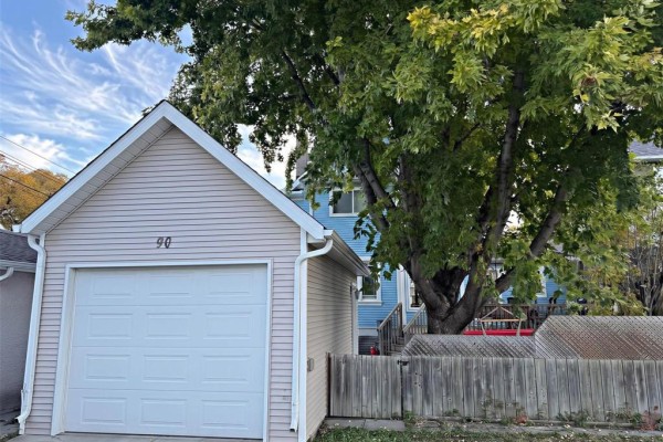Family room - 90 Cobourg Avenue, Winnipeg, MB R2L0H5 Photo 4