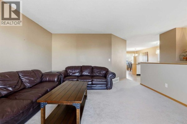 Primary Bedroom - 90 Drummond Avenue, Red Deer, AB T4R3A5 Photo 4
