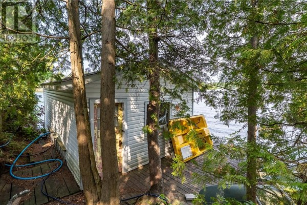 3pc Bathroom - 90 E Hood Road, Wahnapitae, ON P0M3C0 Photo 4