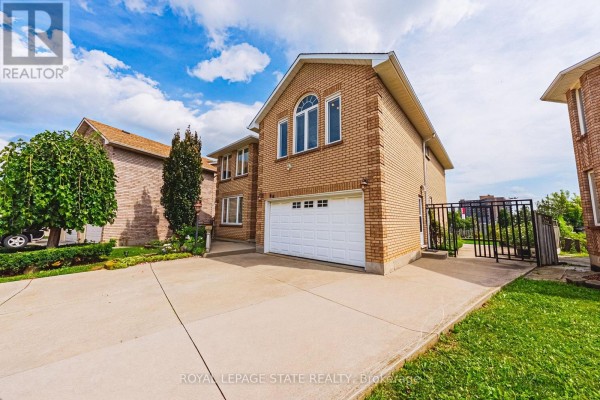 90 Fairington Crescent, Hamilton, ON, photo 3