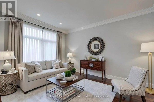 90 Grandview Avenue, Markham, ON, photo 2