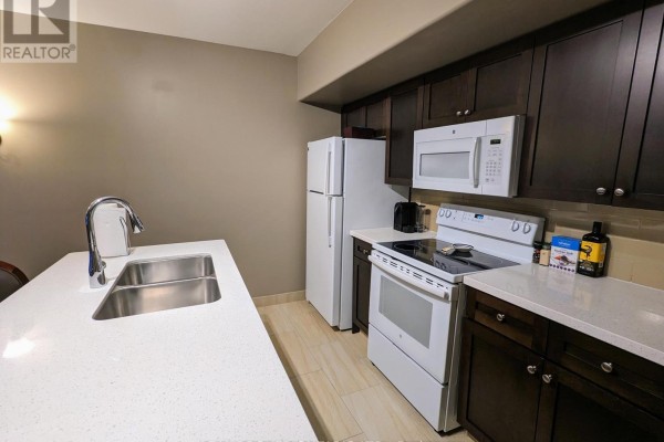 Bedroom 2 - 90 Highland Drive, Oro Medonte, ON L0L2L0 Photo 4