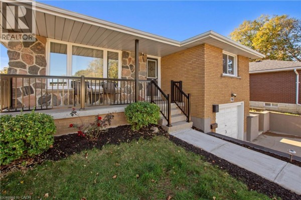 Bonus Room - 90 June Street, Hamilton, ON L9A2R7 Photo 2