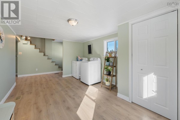 4pc Bathroom - 90 Oak Park Road, East Pubnico, NS B0W2A0 Photo 3