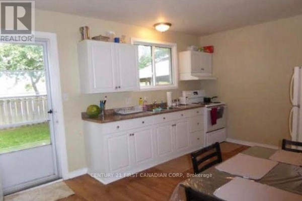 Bedroom - 90 Rosemund Crescent, Kingston, ON K7M6Z4 Photo 4
